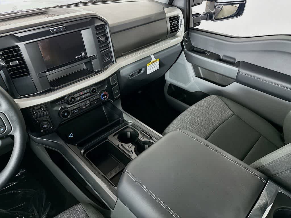 Thumbnail: 2026 Ford F-250 - 11