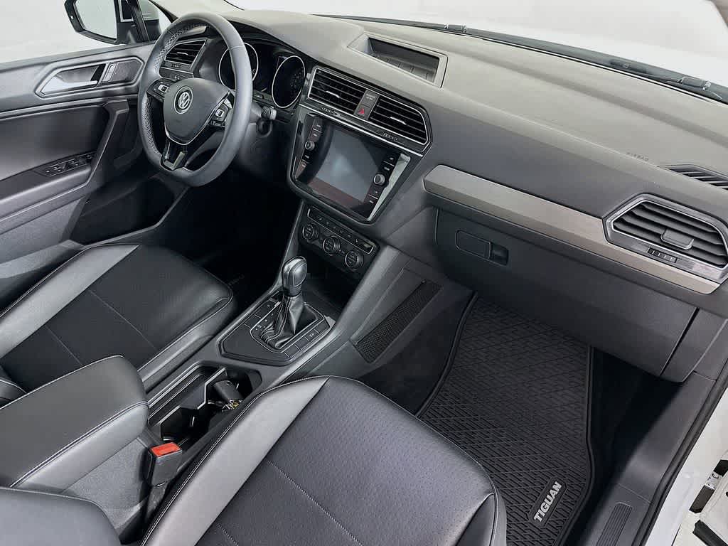 Thumbnail: 2021 Volkswagen Tiguan - 32
