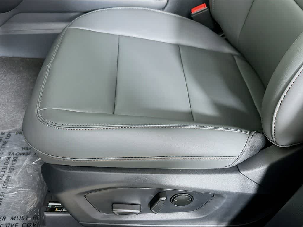 Thumbnail: 2026 Ford Explorer - 30