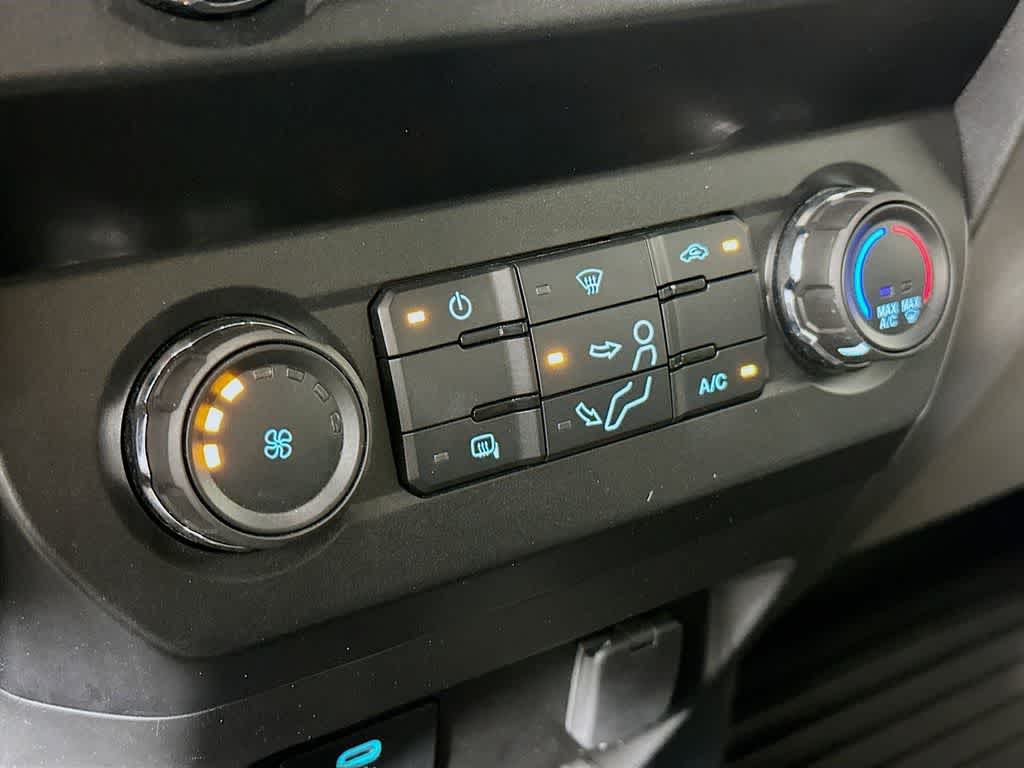 Thumbnail: 2022 Ford Econoline - 12