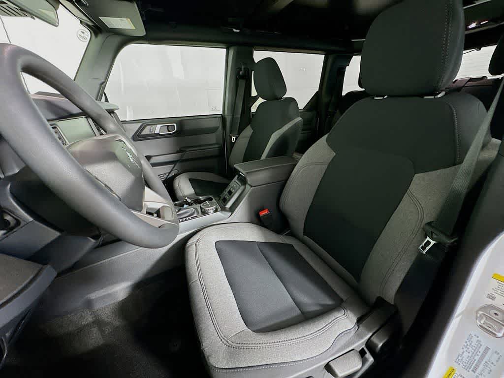 Thumbnail: 2025 Ford Bronco - 12