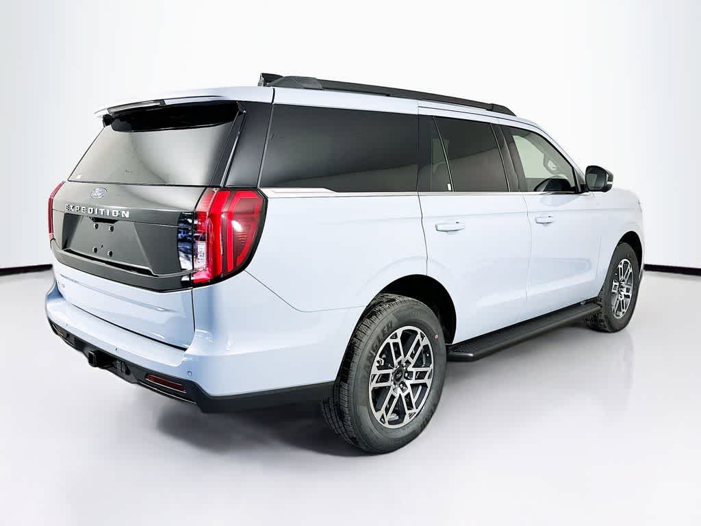 Thumbnail: 2026 Ford Expedition - 24