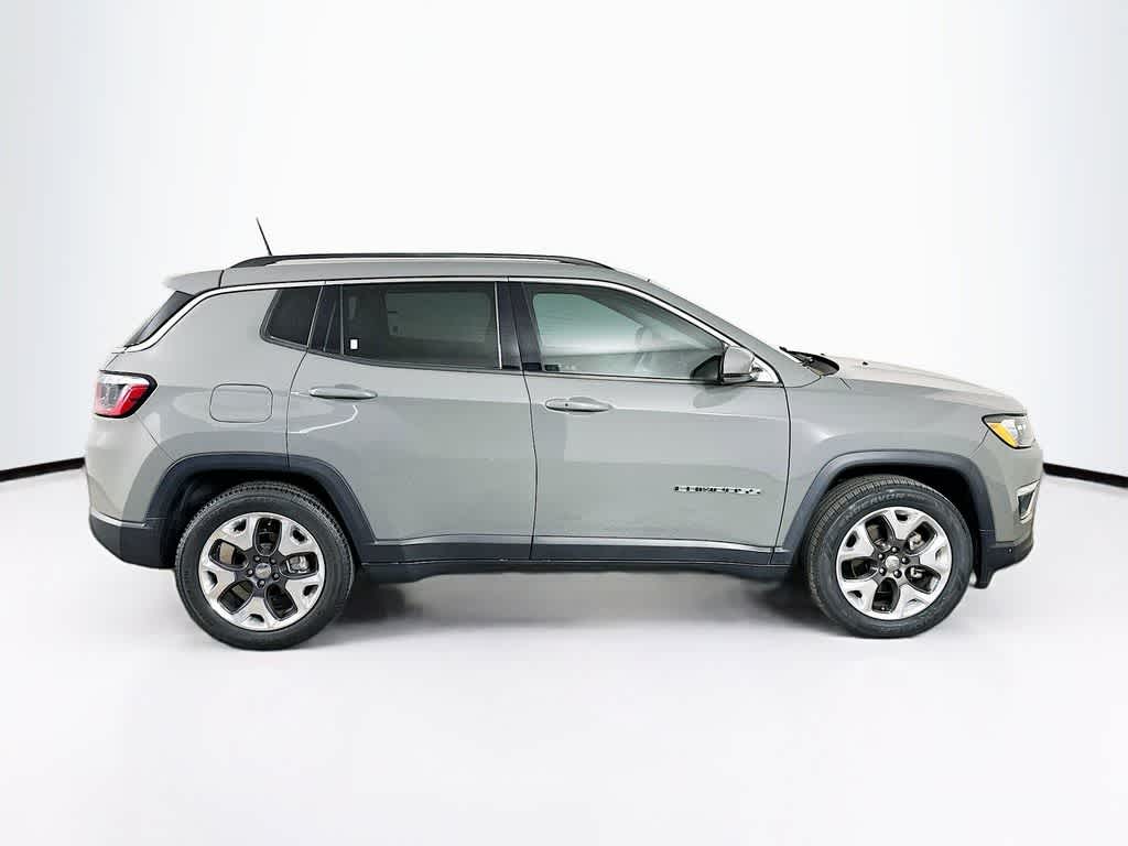 Thumbnail: 2021 Jeep Compass - 26