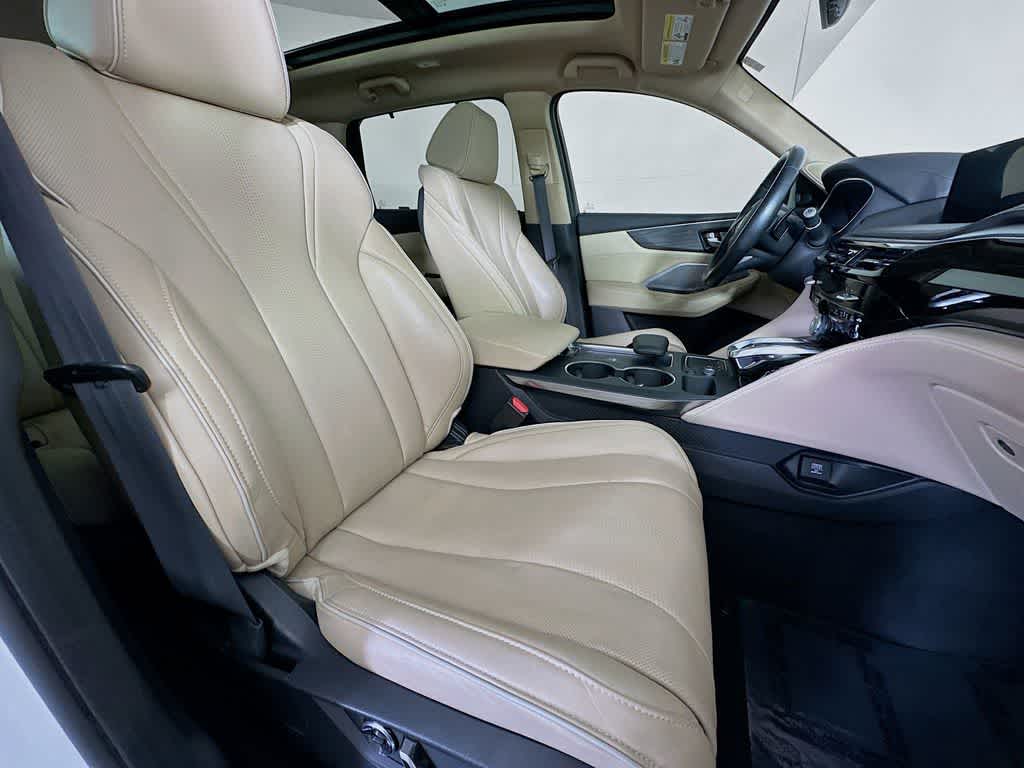 Thumbnail: 2022 Acura MDX - 14