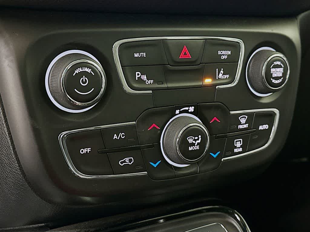 Thumbnail: 2021 Jeep Compass - 18