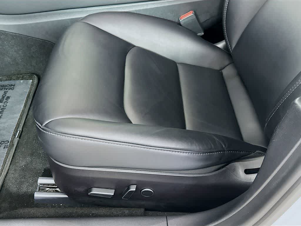 Thumbnail: 2021 Tesla Model 3 - 30