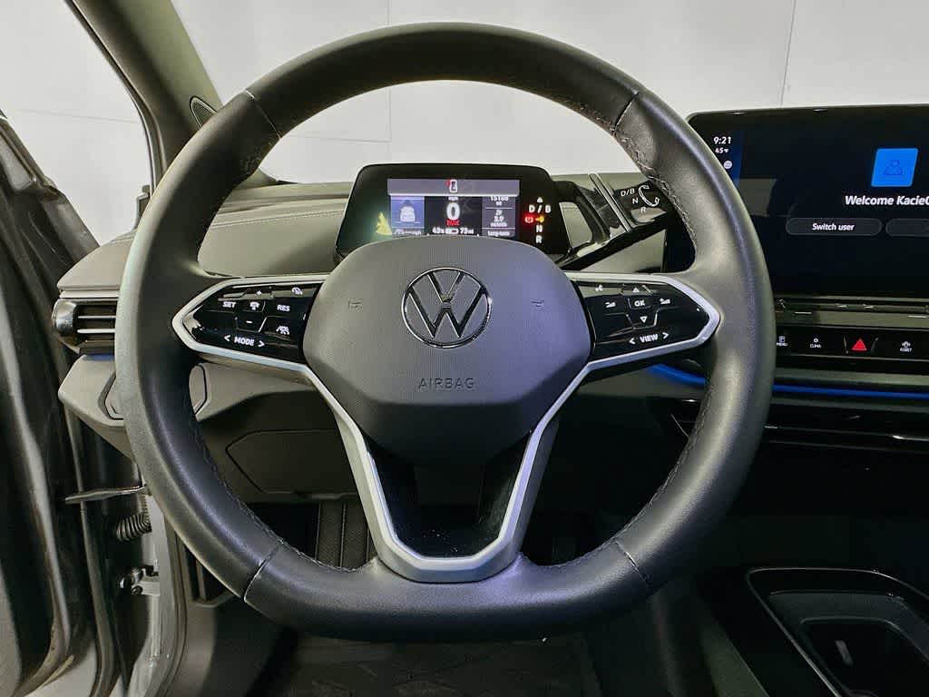 Thumbnail: 2023 Volkswagen ID.4 - 16