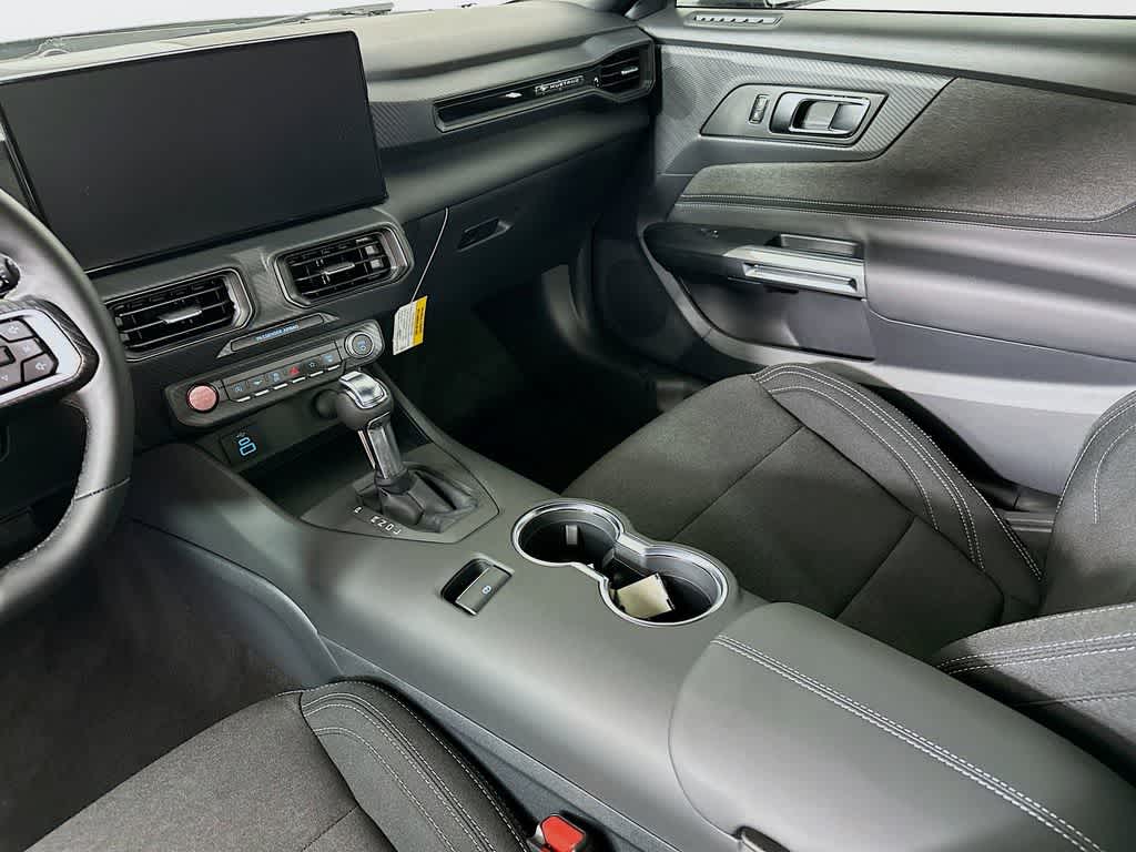 Thumbnail: 2026 Ford Mustang - 11