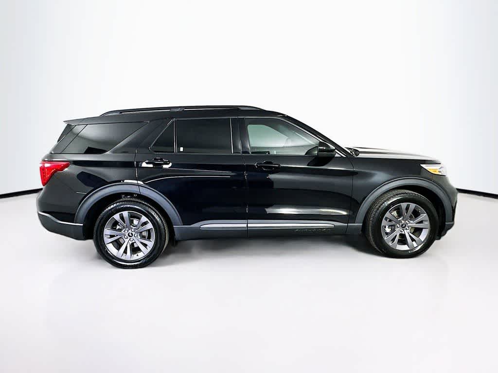 Thumbnail: 2022 Ford Explorer - 26