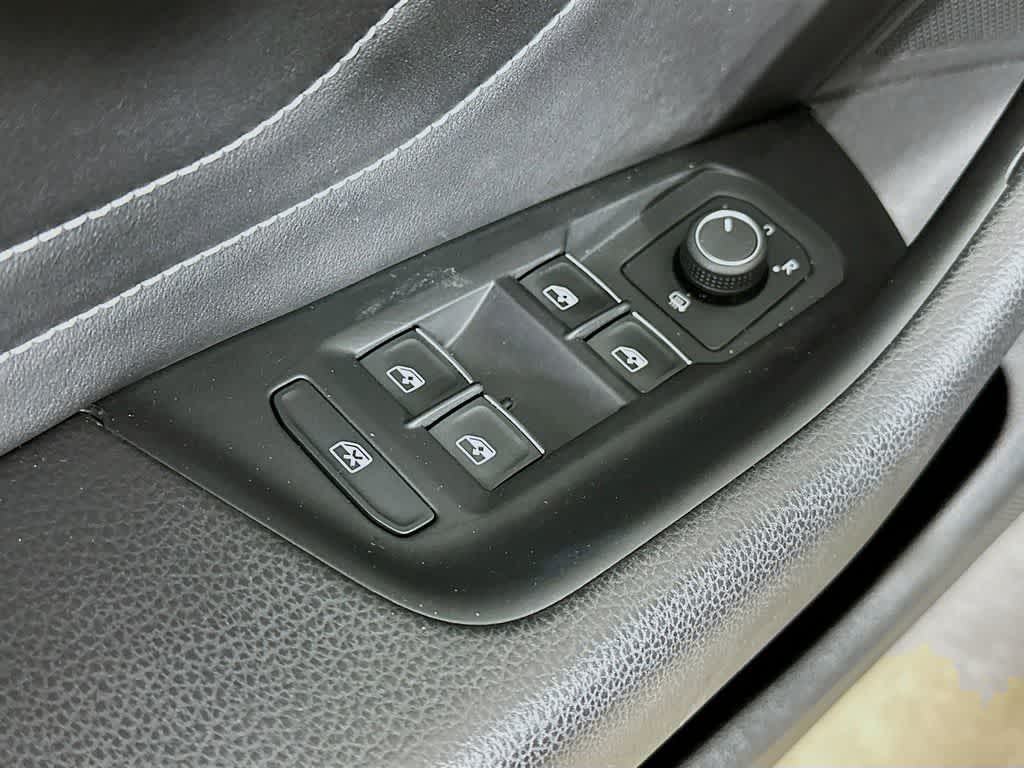 Thumbnail: 2021 Volkswagen Arteon - 33