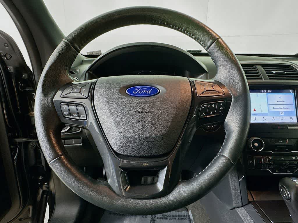 Thumbnail: 2019 Ford Explorer - 16