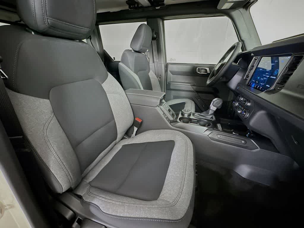 Thumbnail: 2025 Ford Bronco - 15