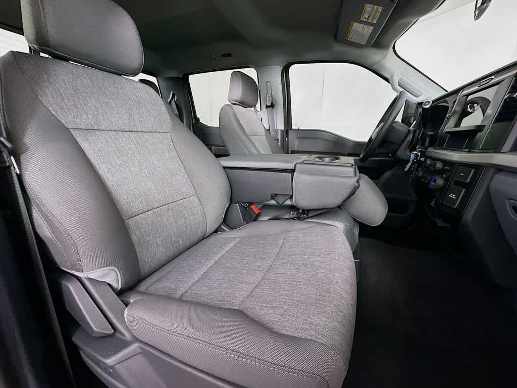 Thumbnail: 2025 Ford F-350 - 14