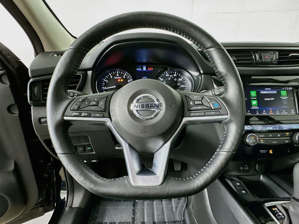 Thumbnail: 2022 Nissan Rogue Sport - 16