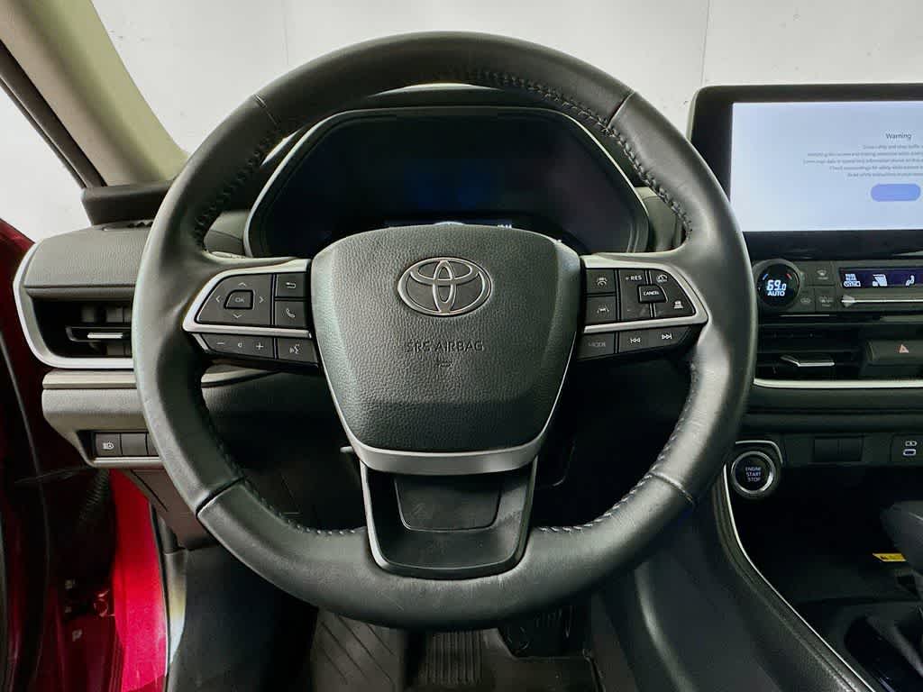 Thumbnail: 2024 Toyota Grand Highlander - 16