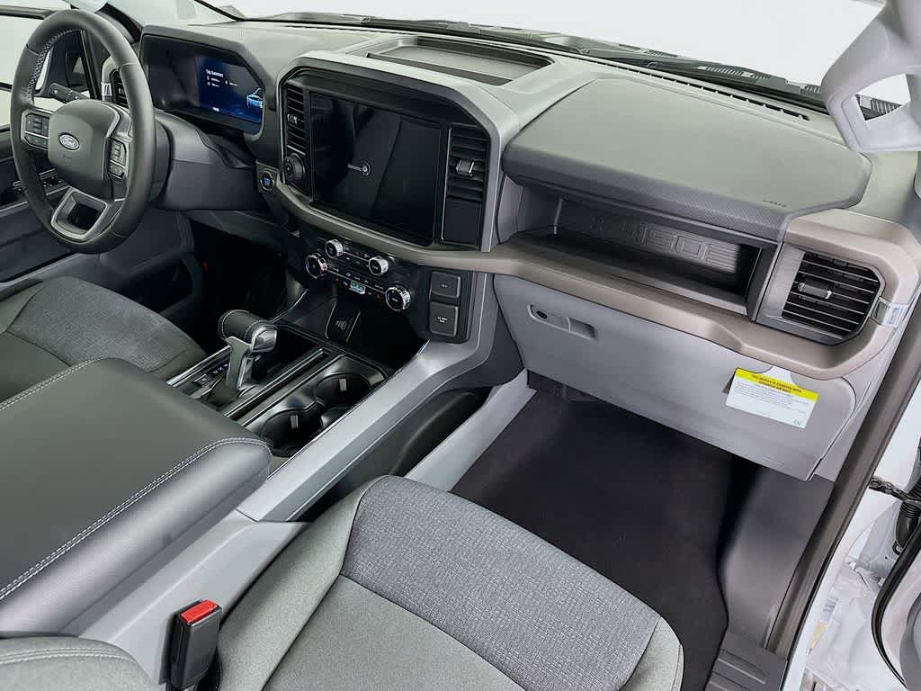 Thumbnail: 2025 Ford F-150 - 33