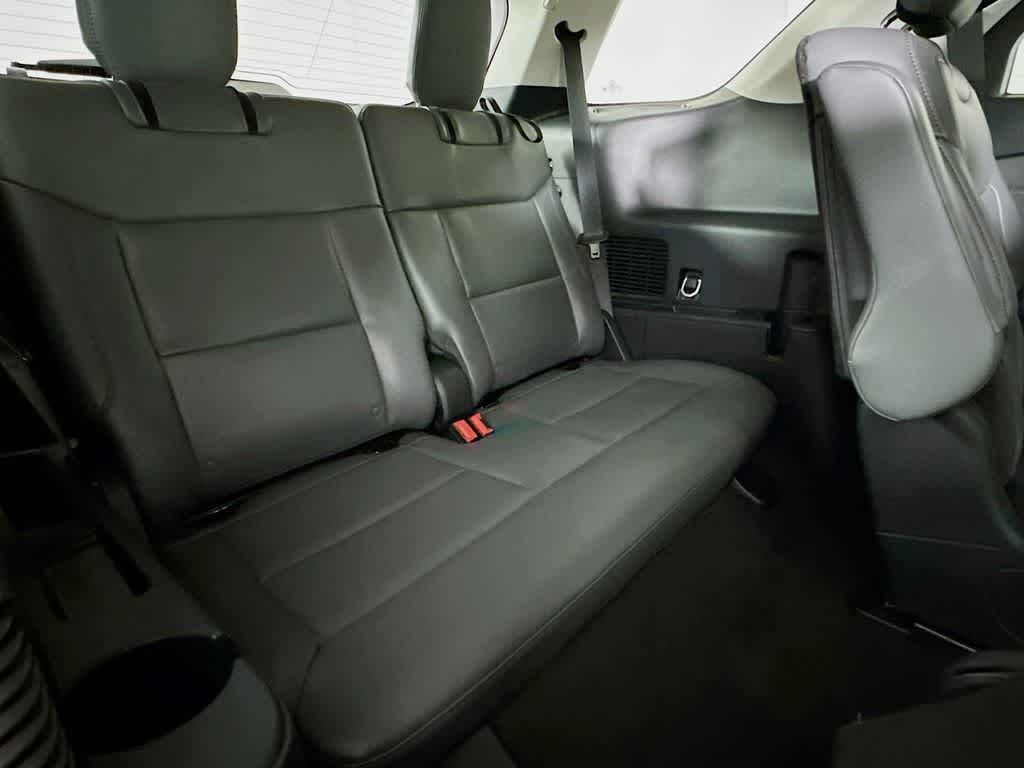 Thumbnail: 2025 Ford Explorer - 31