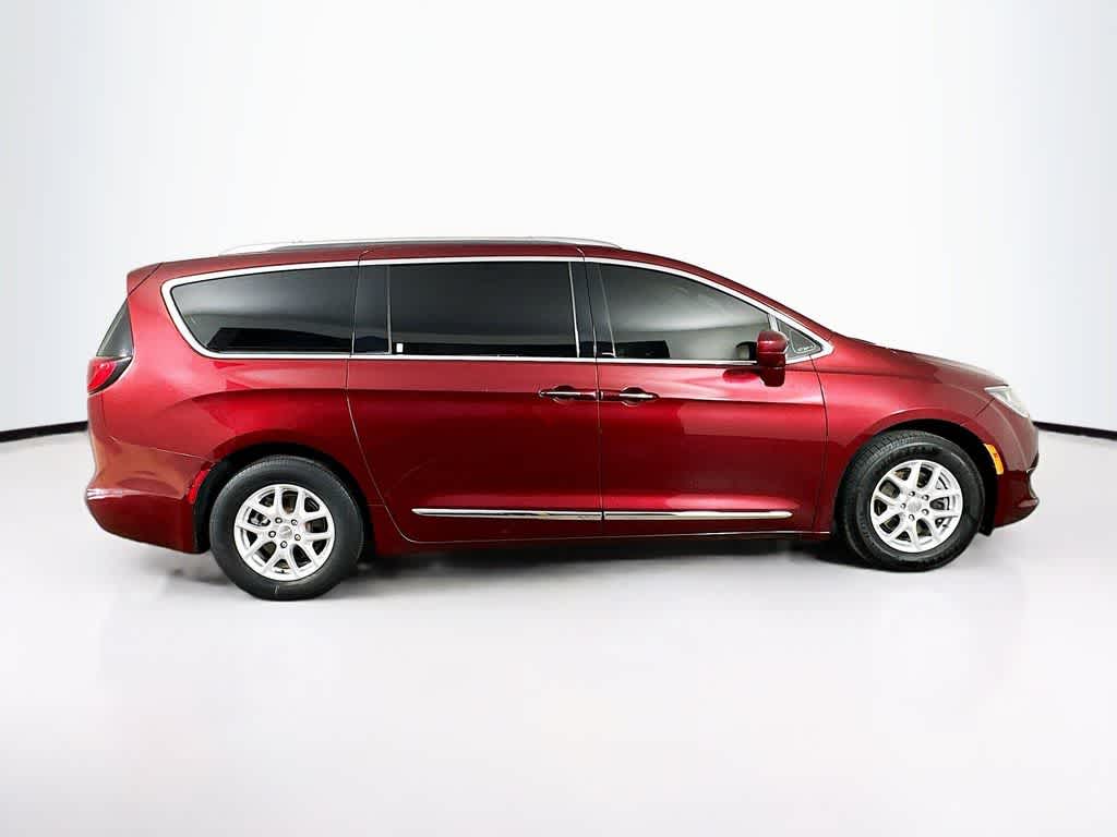 Thumbnail: 2020 Chrysler Pacifica - 26