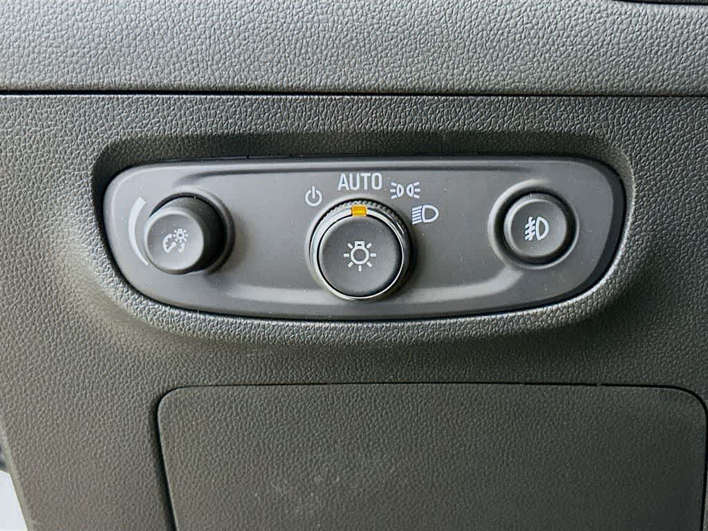 Thumbnail: 2022 Buick Encore GX - 26