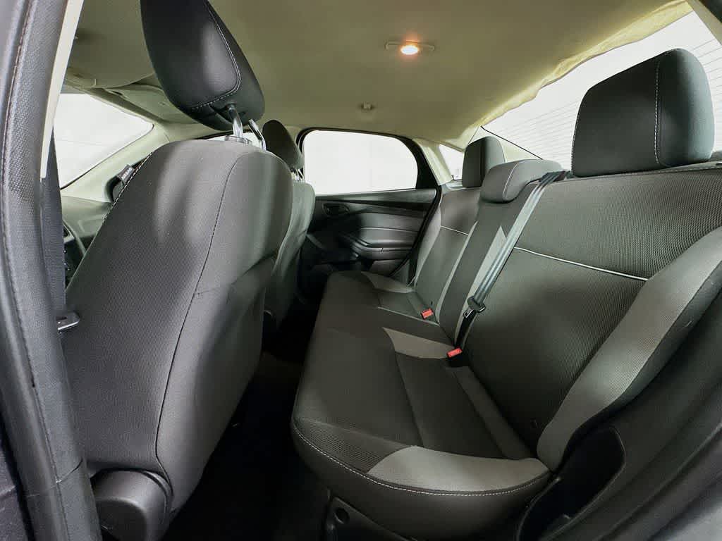 Thumbnail: 2013 Ford Focus - 13