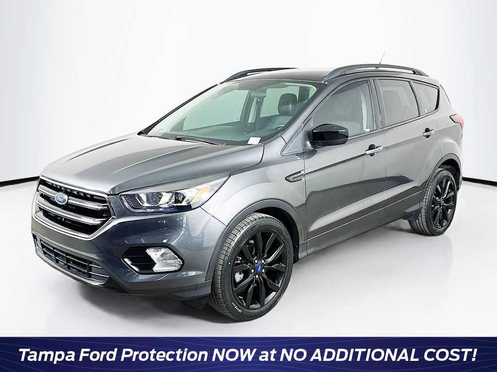 2019 Ford Escape SE Hero Image