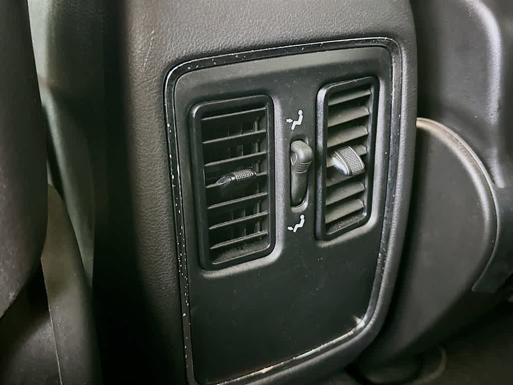 Thumbnail: 2021 Jeep Grand Cherokee - 13