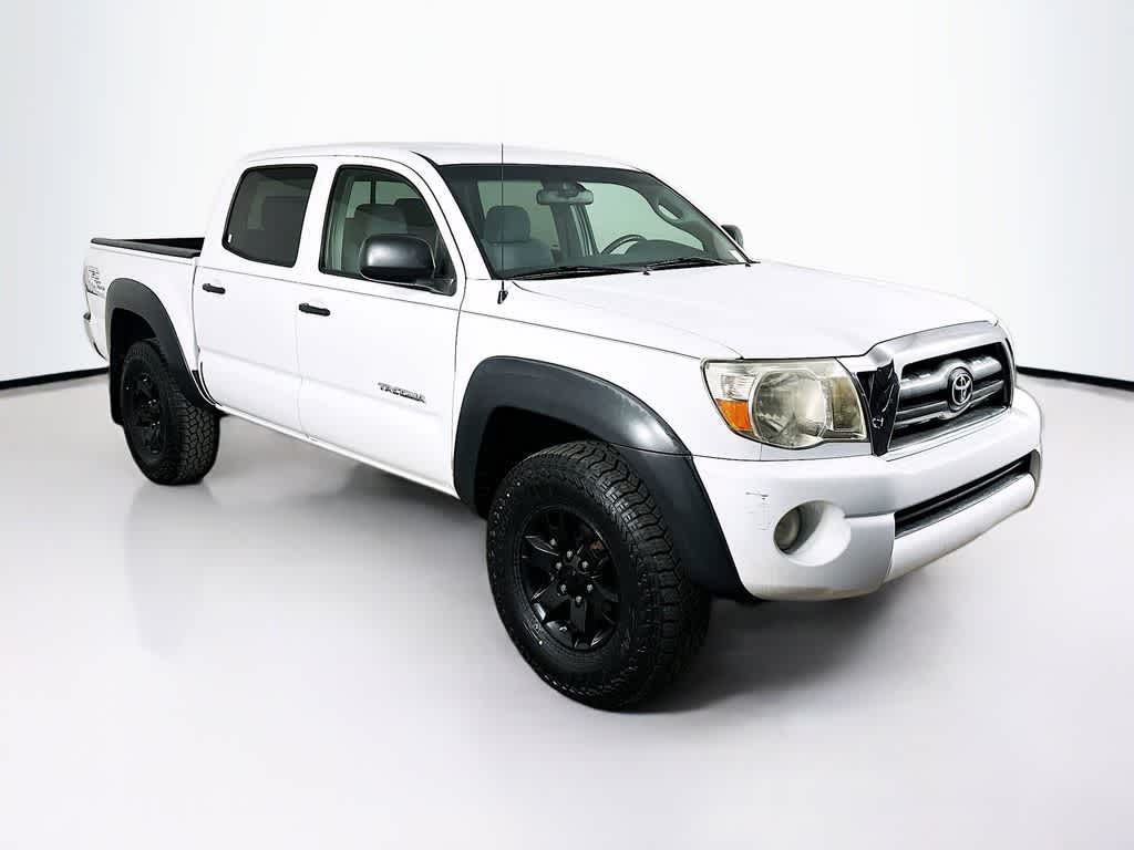 Thumbnail: 2008 Toyota Tacoma - 20