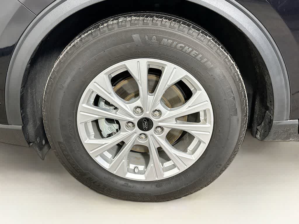 Thumbnail: 2023 Ford Escape - 7