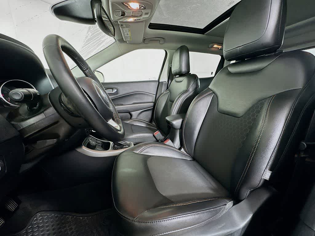 Thumbnail: 2019 Jeep Compass - 12