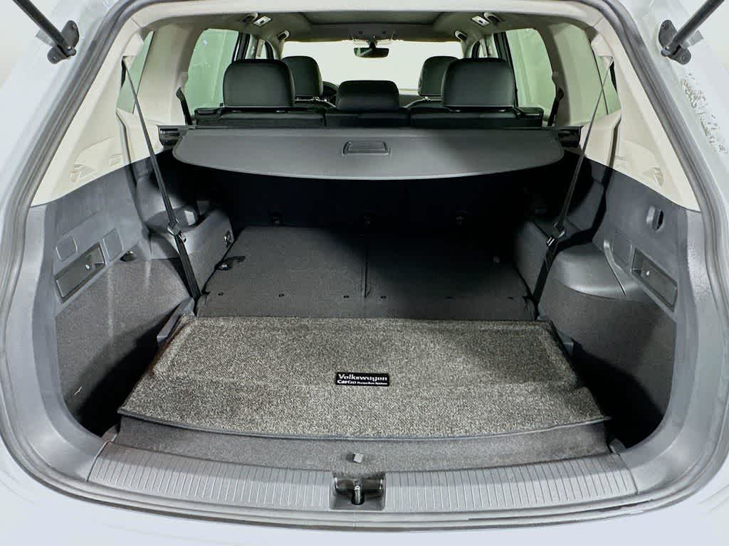 Thumbnail: 2021 Volkswagen Tiguan - 21