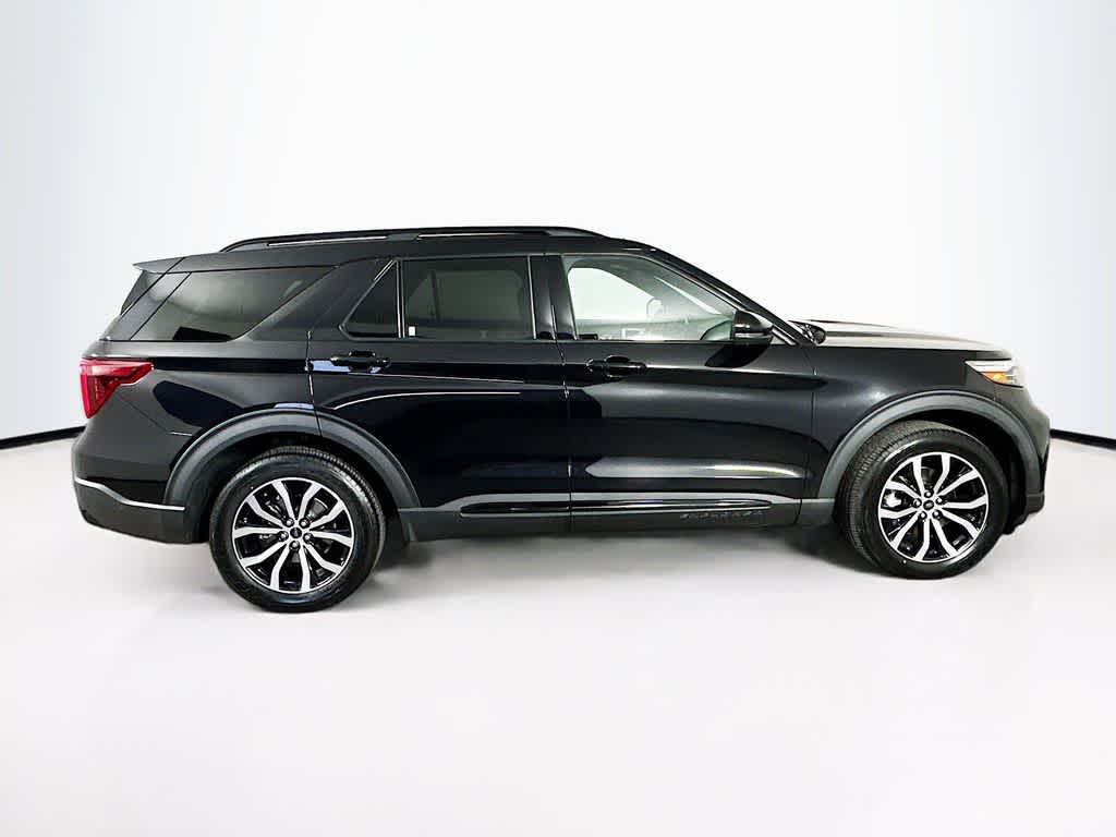 Thumbnail: 2020 Ford Explorer - 26