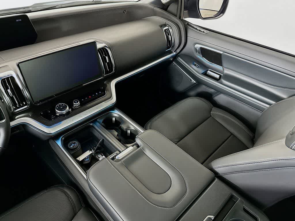 Thumbnail: 2026 Ford Expedition - 11