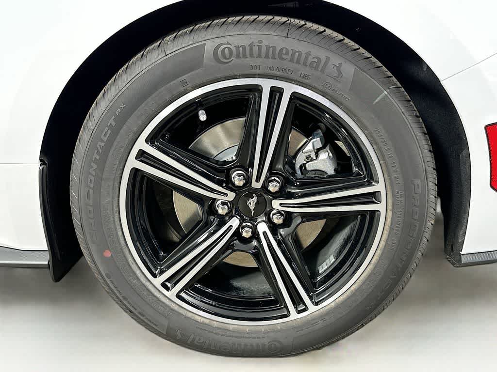 Thumbnail: 2025 Ford Mustang - 8