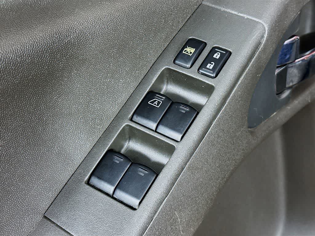 Thumbnail: 2014 Nissan Frontier - 28