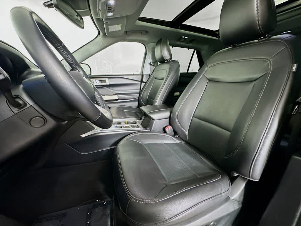 Thumbnail: 2021 Ford Explorer - 11