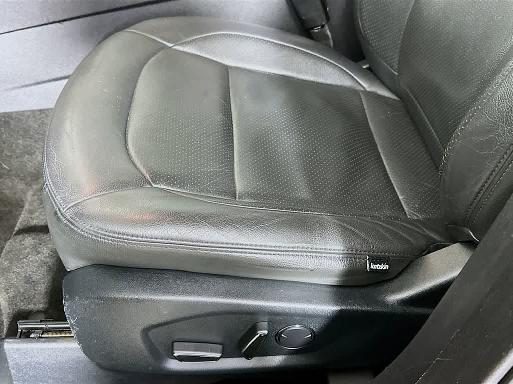 Thumbnail: 2018 Ford Explorer - 30