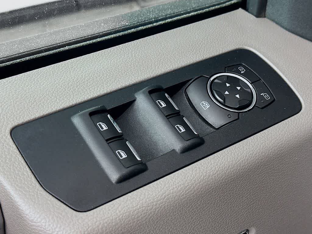 Thumbnail: 2015 Ford F-150 - 27