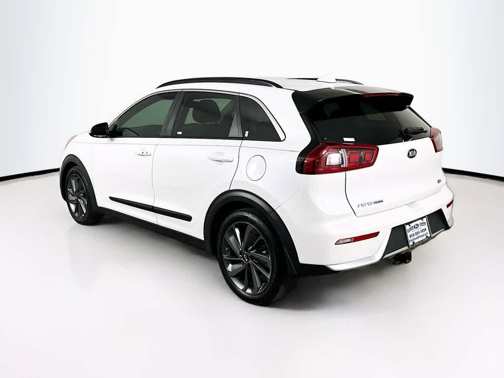Thumbnail: 2017 Kia Niro - 4