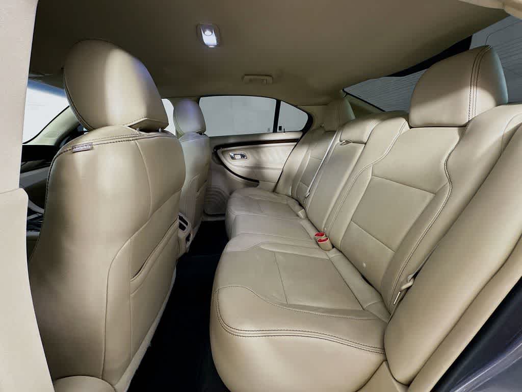 Thumbnail: 2014 Ford Taurus - 14