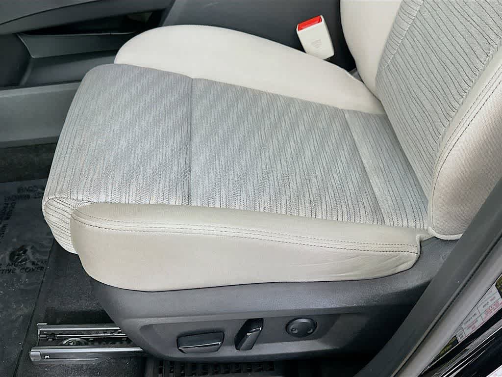 Thumbnail: 2023 Nissan Rogue - 29