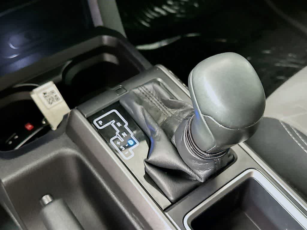 Thumbnail: 2021 Toyota Tacoma - 18
