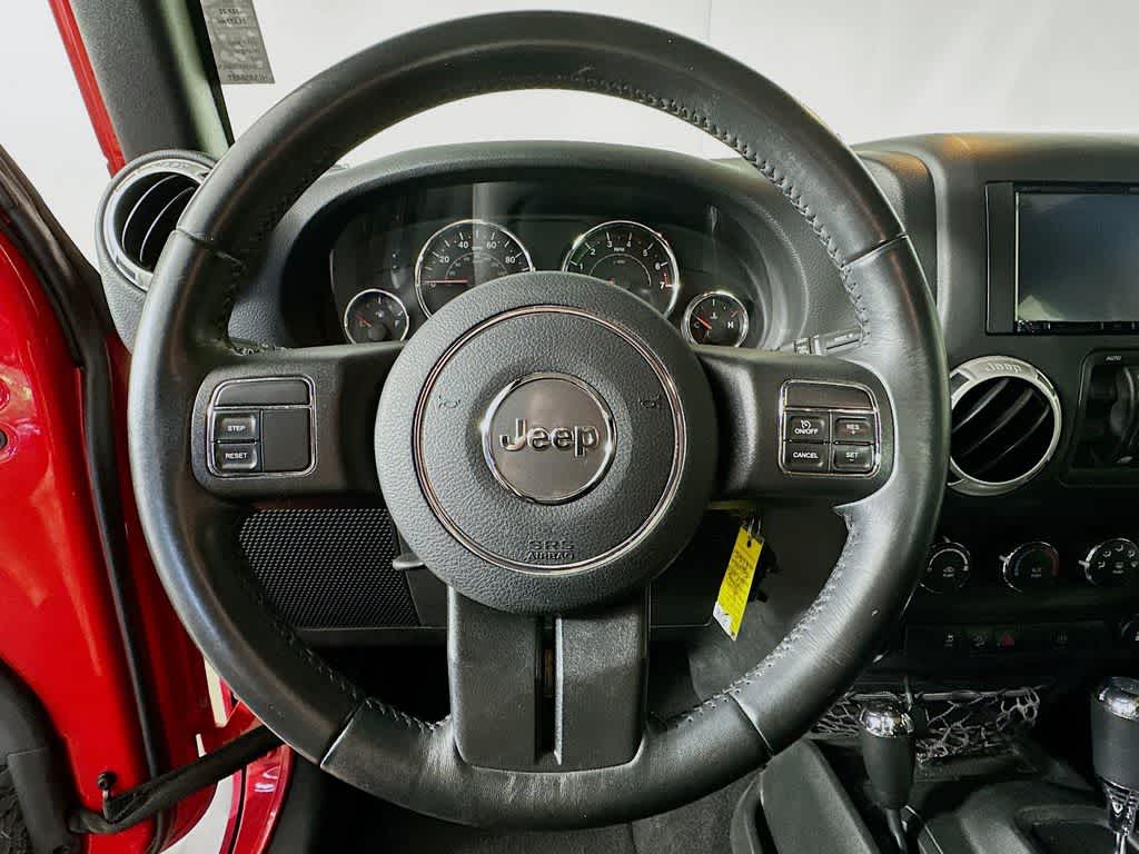 Thumbnail: 2017 Jeep Wrangler - 15