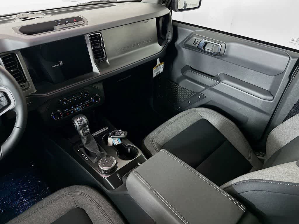 Thumbnail: 2025 Ford Bronco - 11