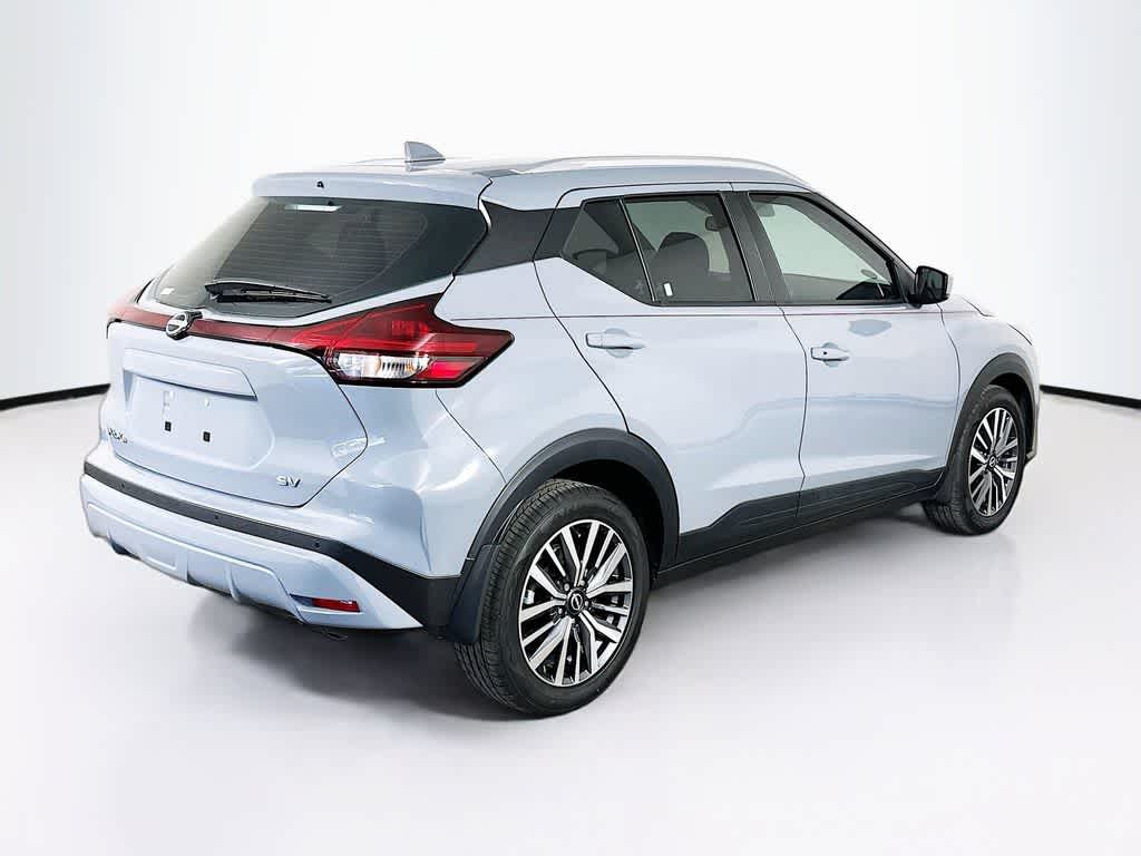 Thumbnail: 2023 Nissan Kicks - 24