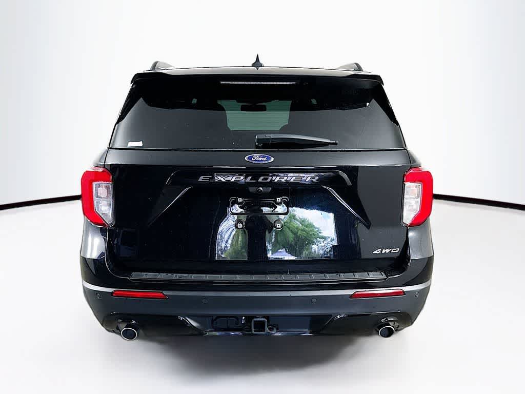 Thumbnail: 2022 Ford Explorer - 5