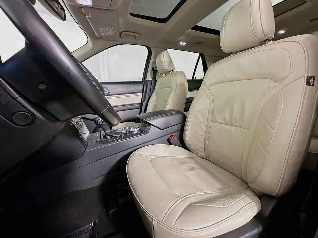 Thumbnail: 2019 Ford Explorer - 12