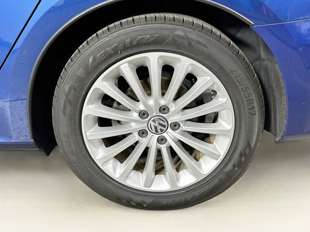 Thumbnail: 2016 Volkswagen Passat - 8