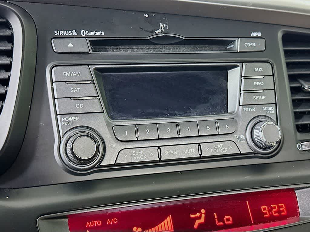 Thumbnail: 2012 Kia Optima - 17