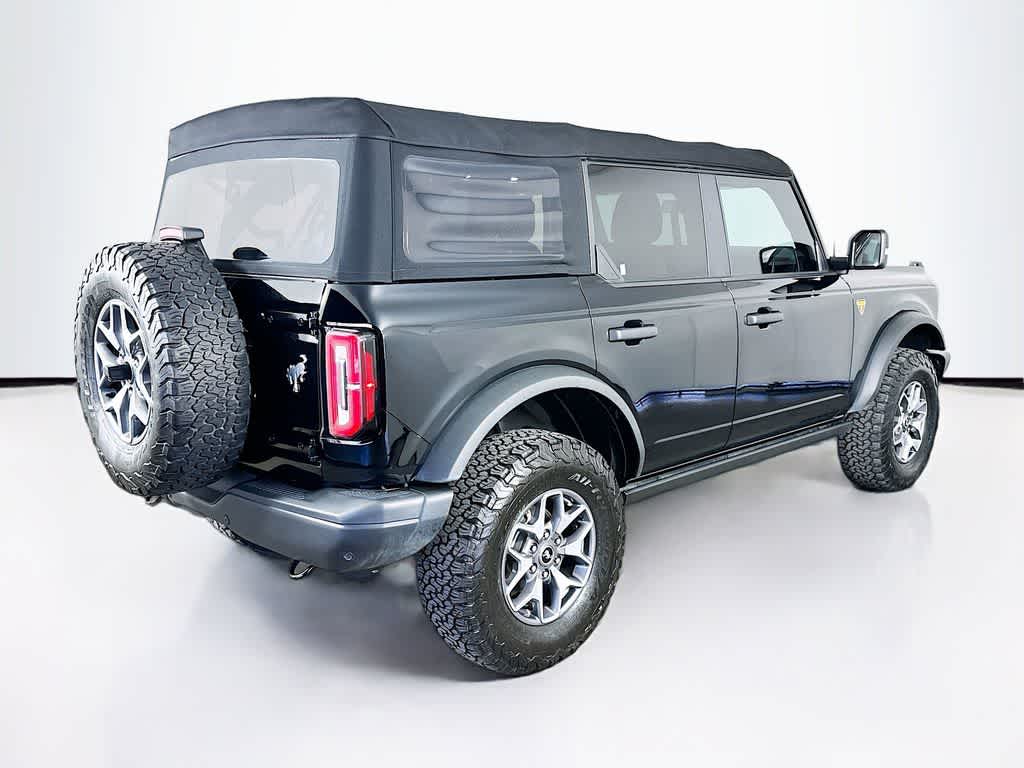 Thumbnail: 2022 Ford Bronco - 24