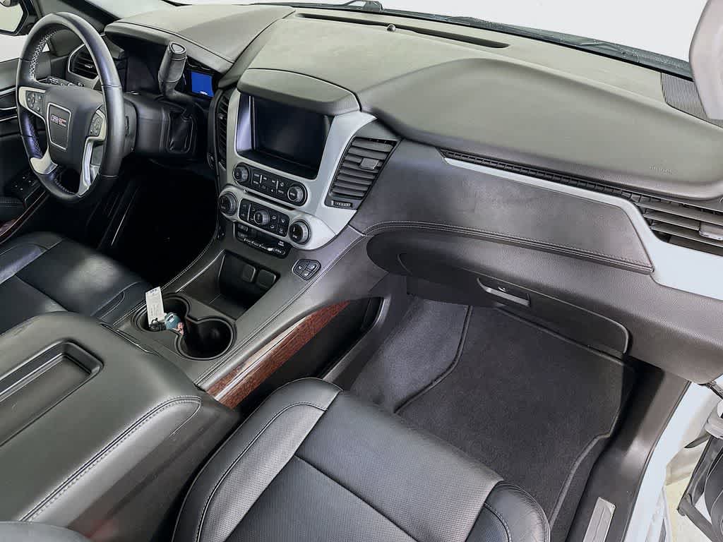 Thumbnail: 2019 GMC Yukon XL - 35